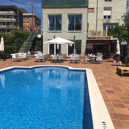 Hotel Sant Jordi Segur de Calafell Exterior photo